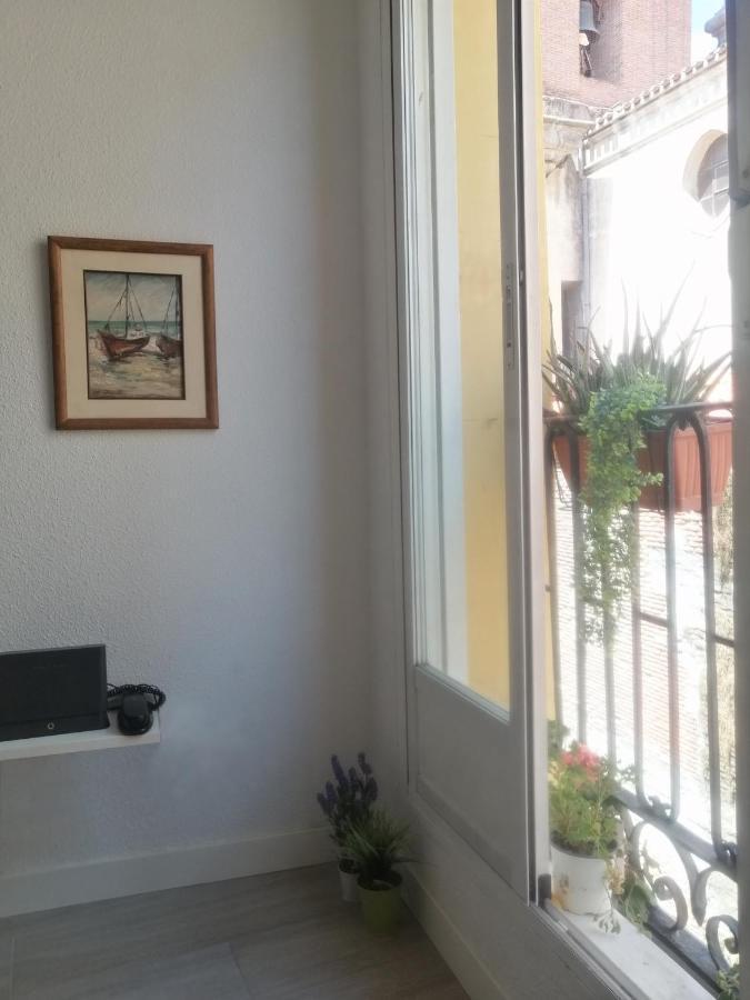 Apartamento En El Rastro Madrid Luaran gambar